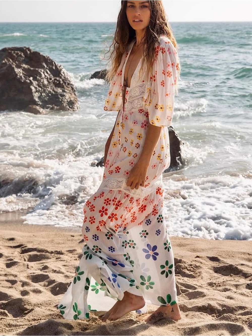 Jen’s Pirate Booty Muse Maxi Dress in Rainbow Watercolor Daisy Print Medium $279